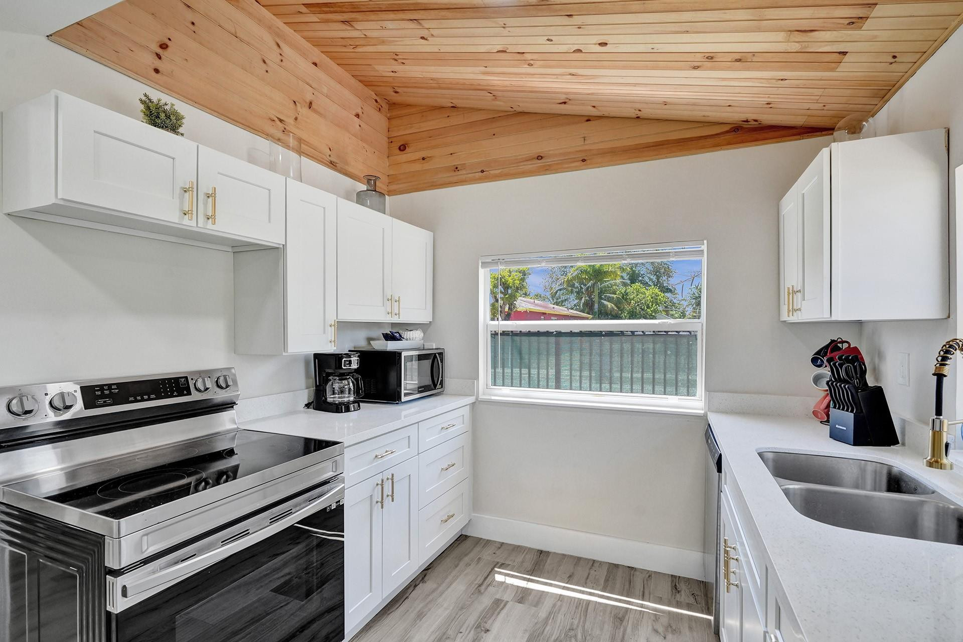 Minnesota Park - Residential Lease