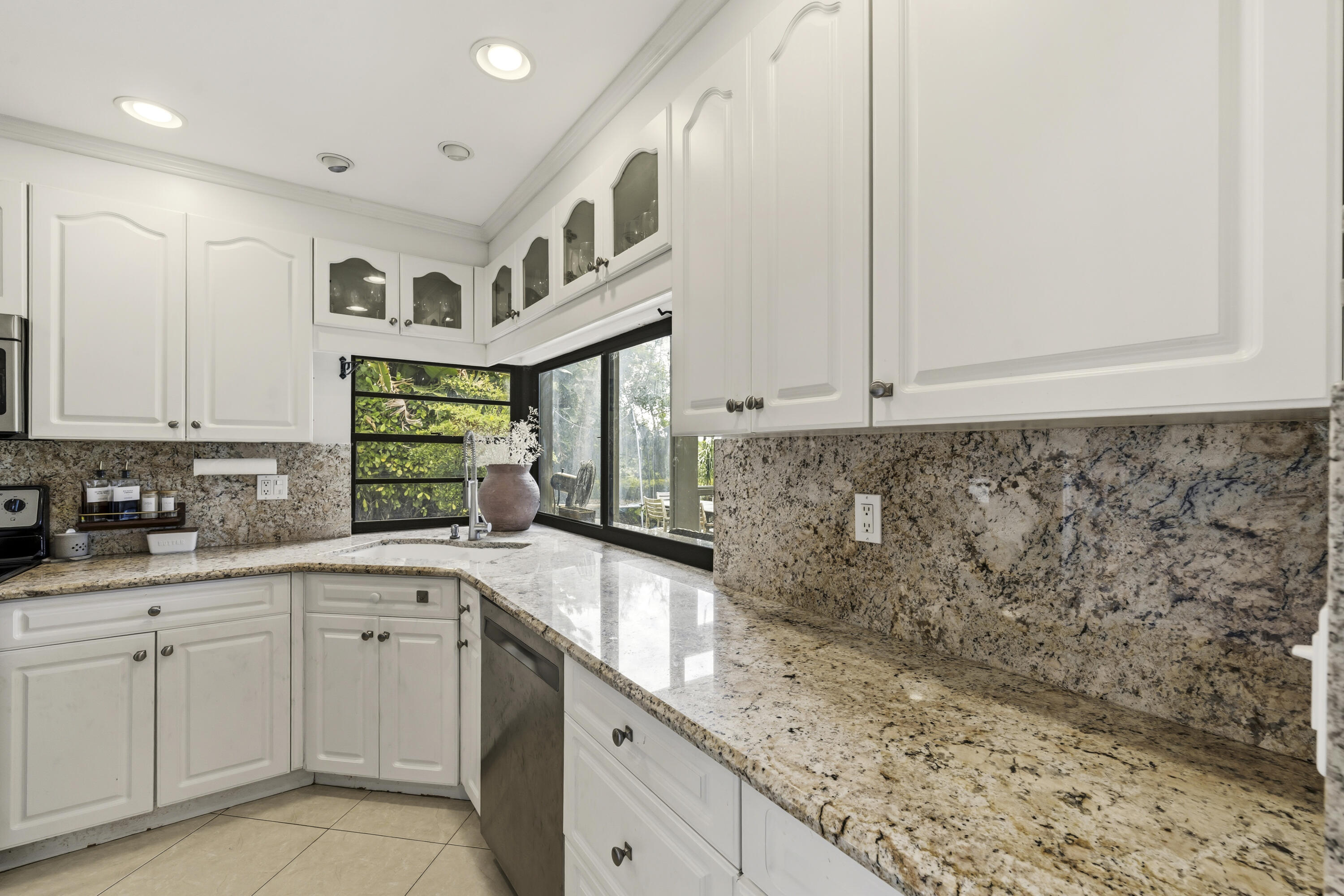 LEXINGTON AT HERITAGE RIDGE - Residential