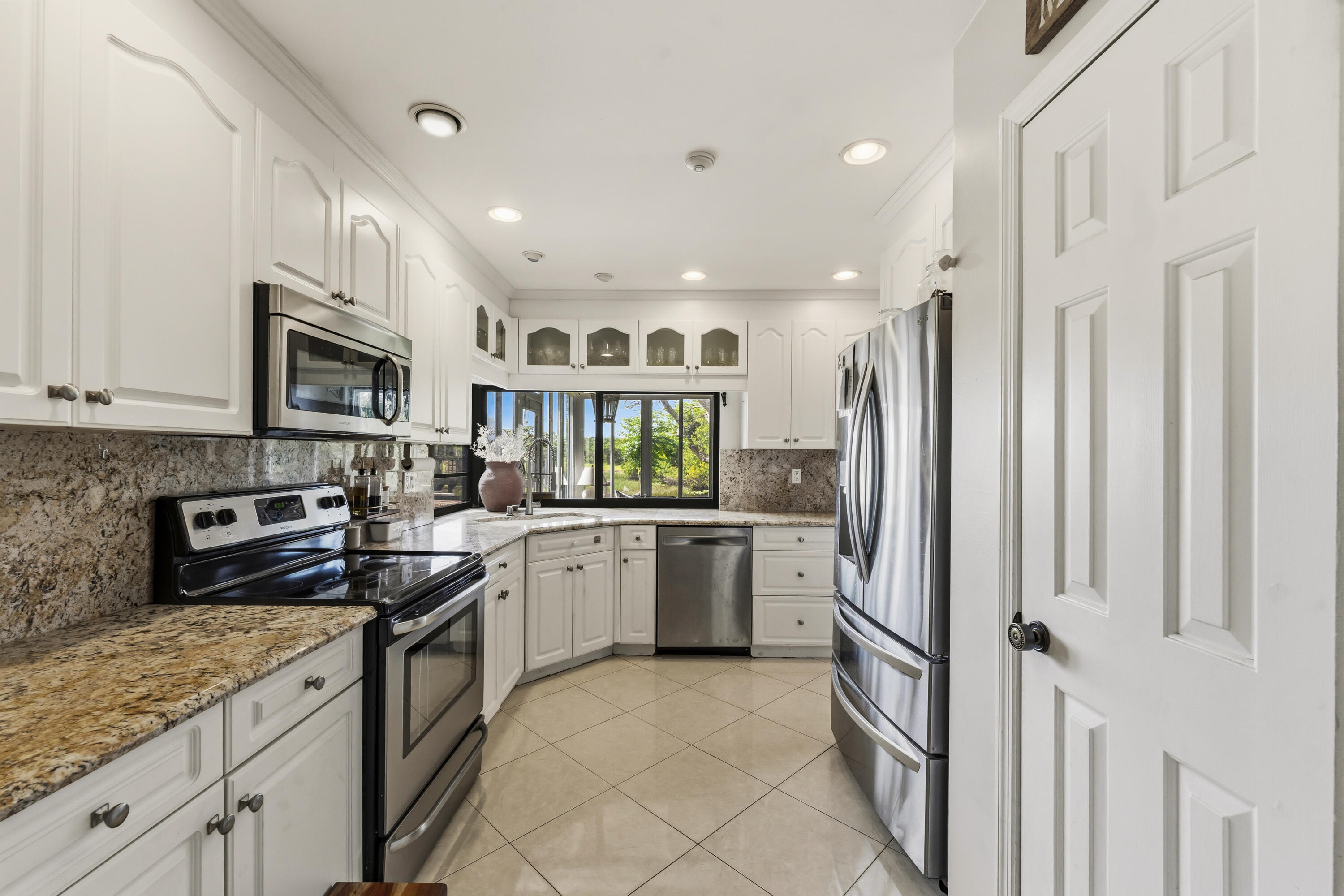 LEXINGTON AT HERITAGE RIDGE - Residential