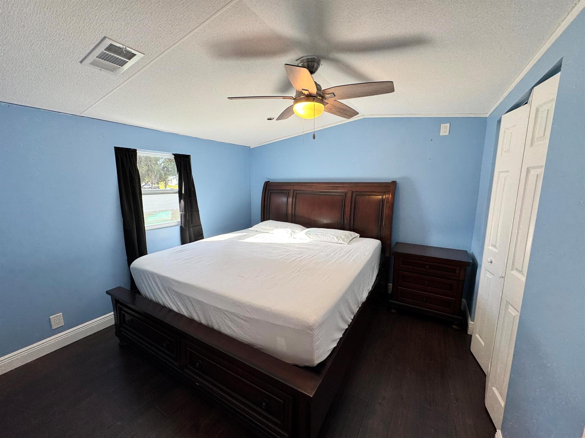Royal Palm Mobile Home Pa - Residential
