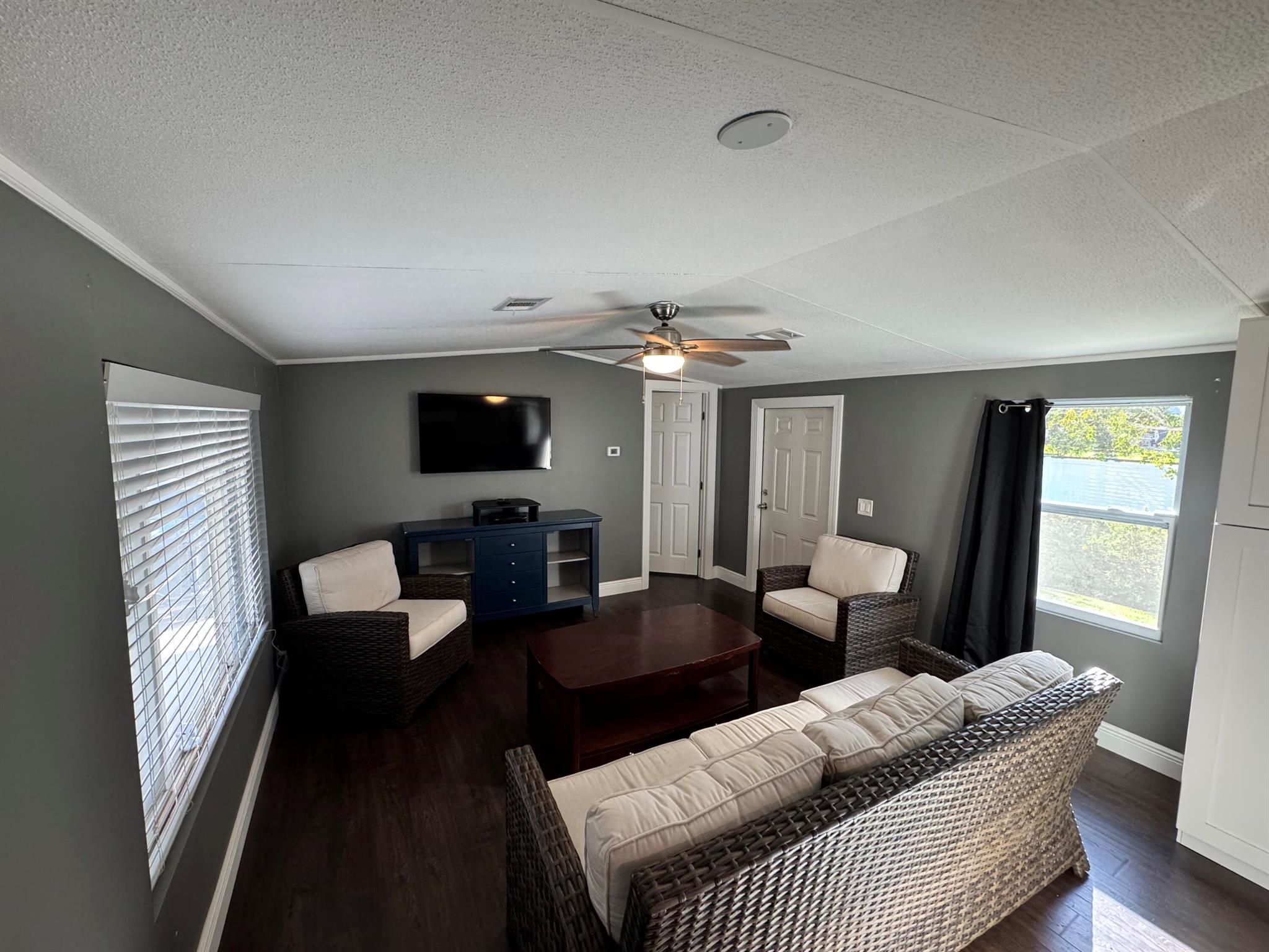 Royal Palm Mobile Home Pa - Residential