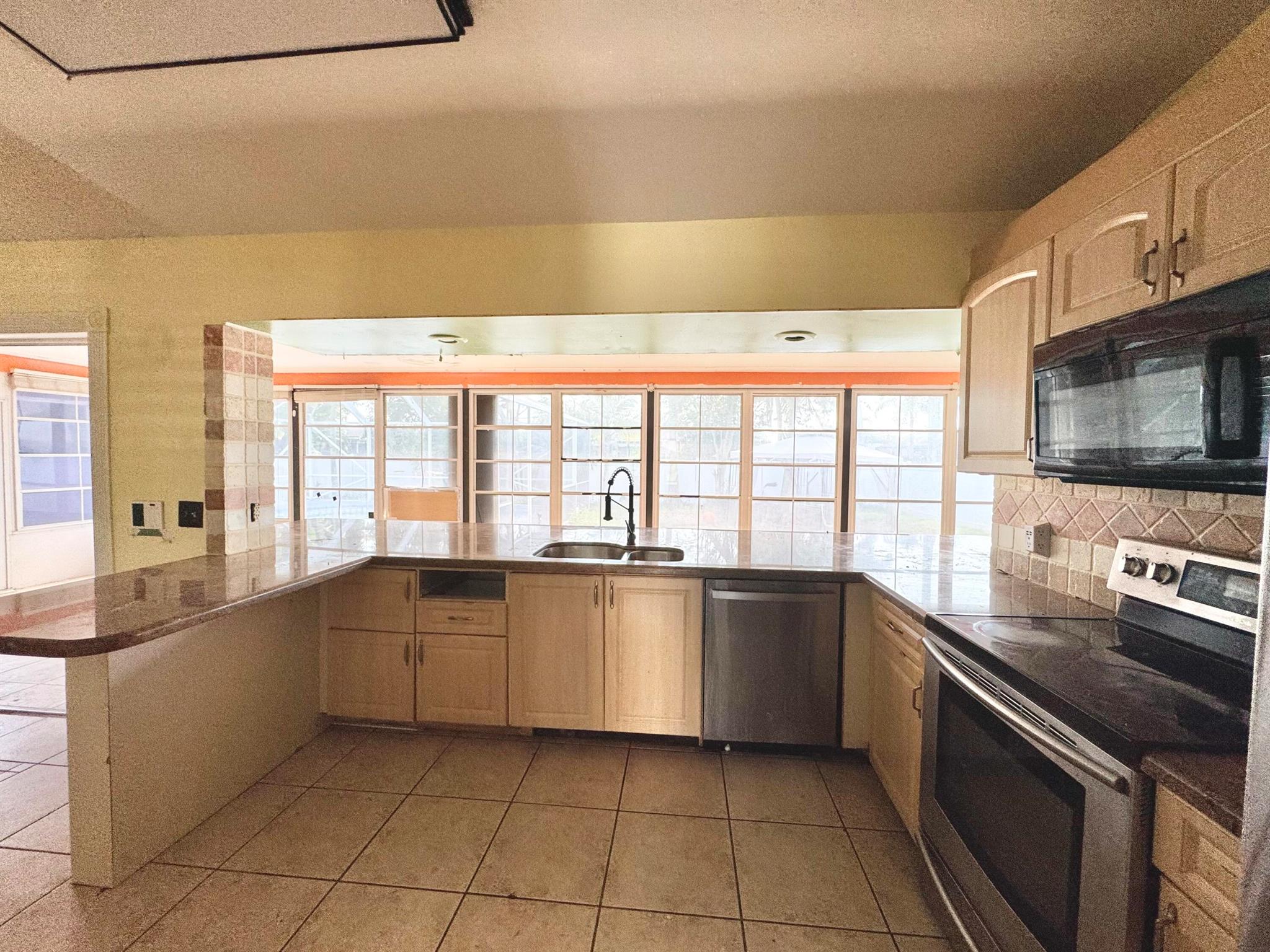 PORT ST LUCIE SECTION 4 - Residential