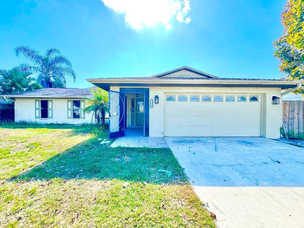 Photo of 190 SW Ray Avenue, Port Saint Lucie, FL 34953 (MLS # R11140851)