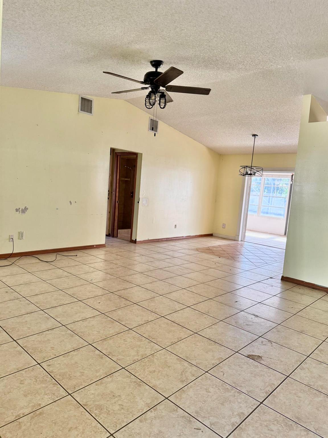 PORT ST LUCIE SECTION 4 - Residential