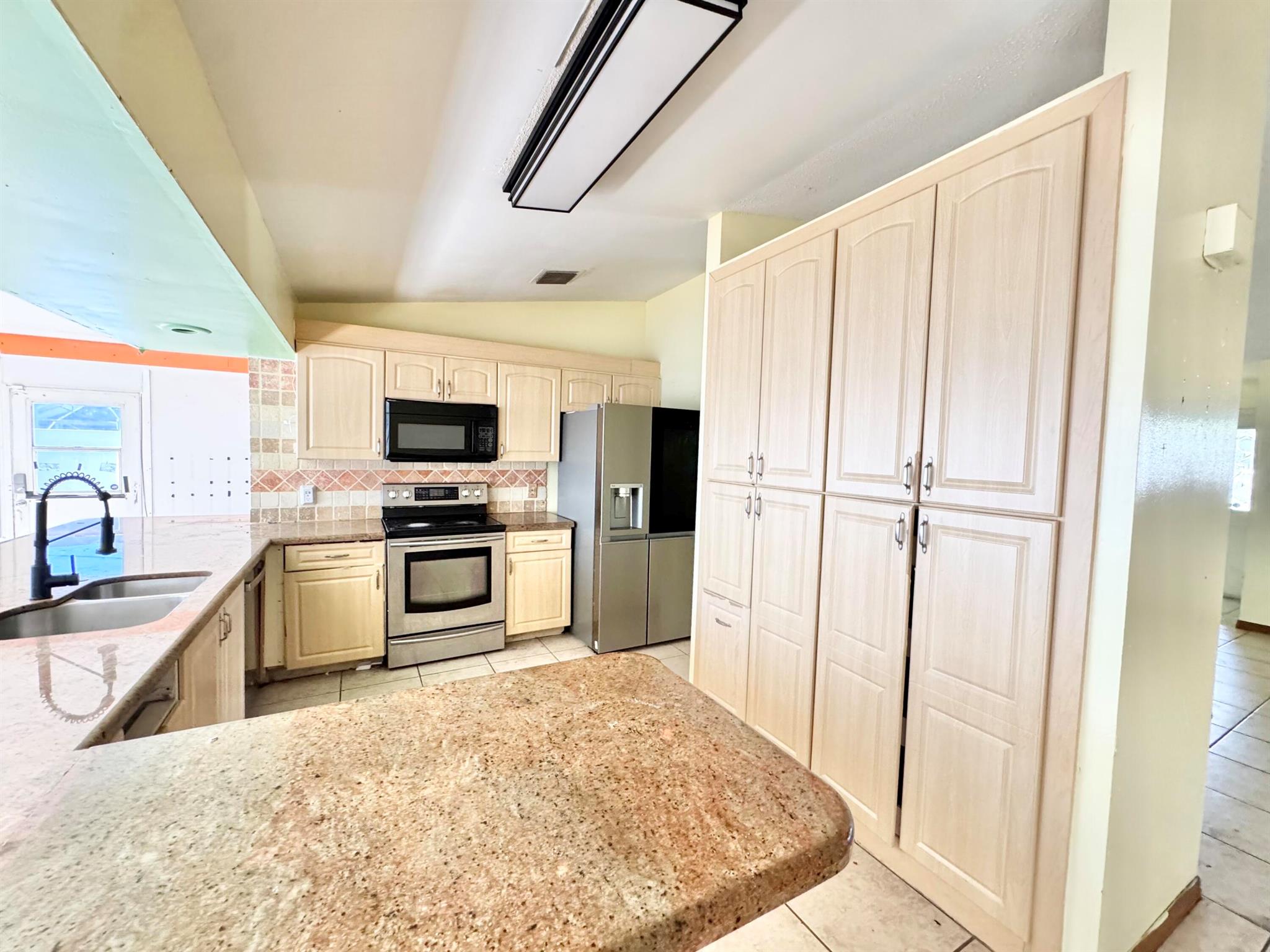 PORT ST LUCIE SECTION 4 - Residential