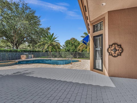 Tiny photo for 3445 NW 87th Avenue, Hollywood, FL 33024 (MLS # B26050392)