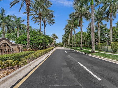 Tiny photo for 3445 NW 87th Avenue, Hollywood, FL 33024 (MLS # B26050392)