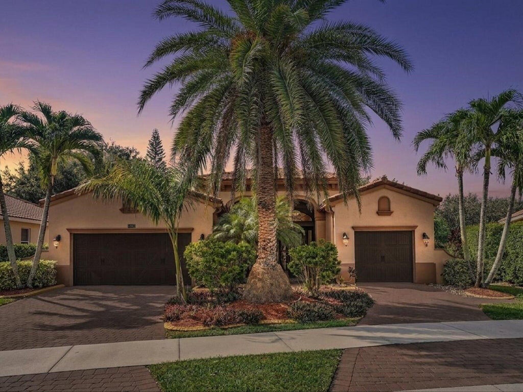 Photo of 3445 NW 87th Avenue, Hollywood, FL 33024 (MLS # B26050392)