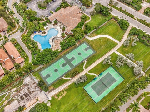 Tiny photo for 3445 NW 87th Avenue, Hollywood, FL 33024 (MLS # B26050392)