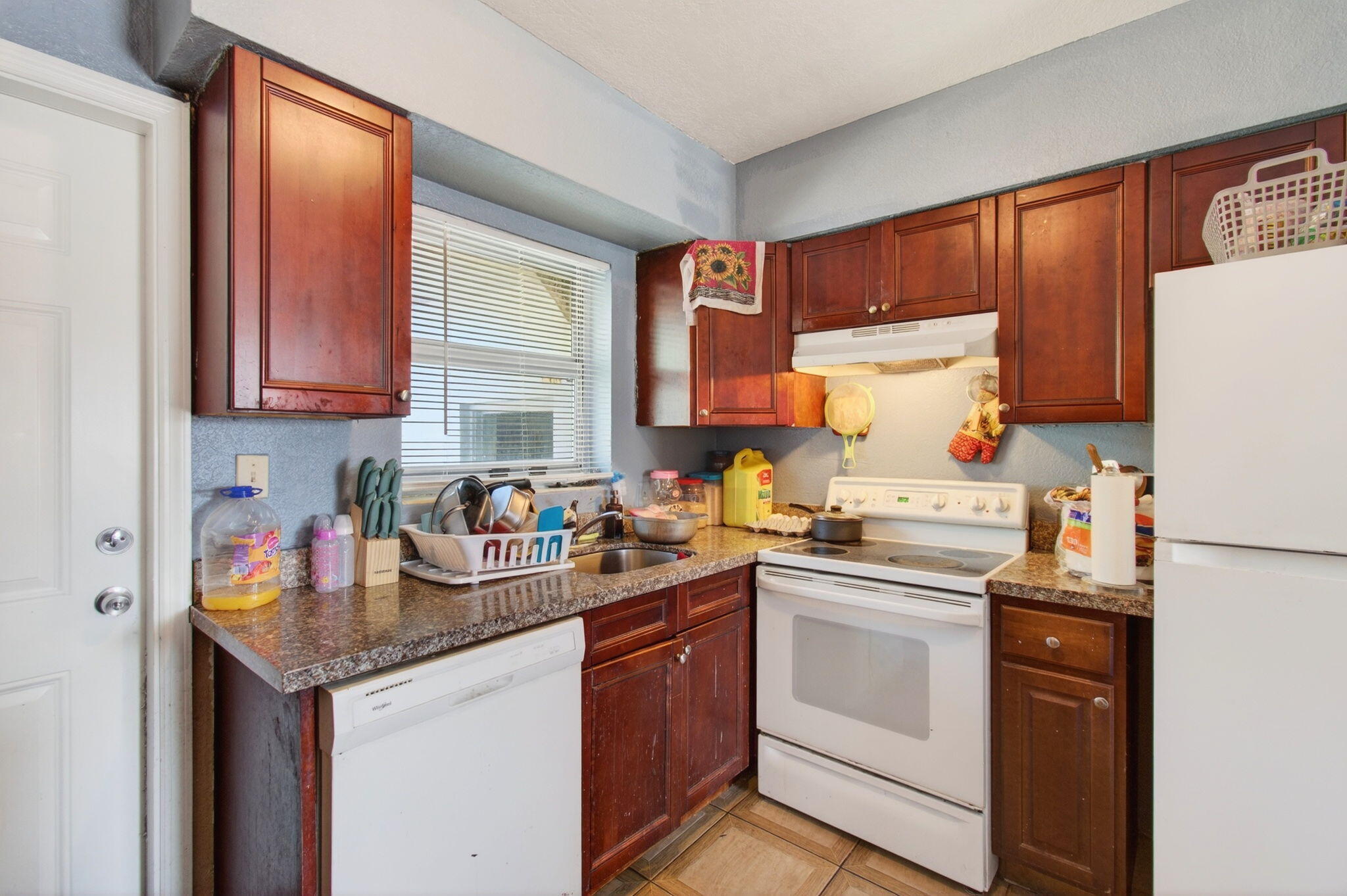 LAKE WORTH TOWN OF - Residential Income