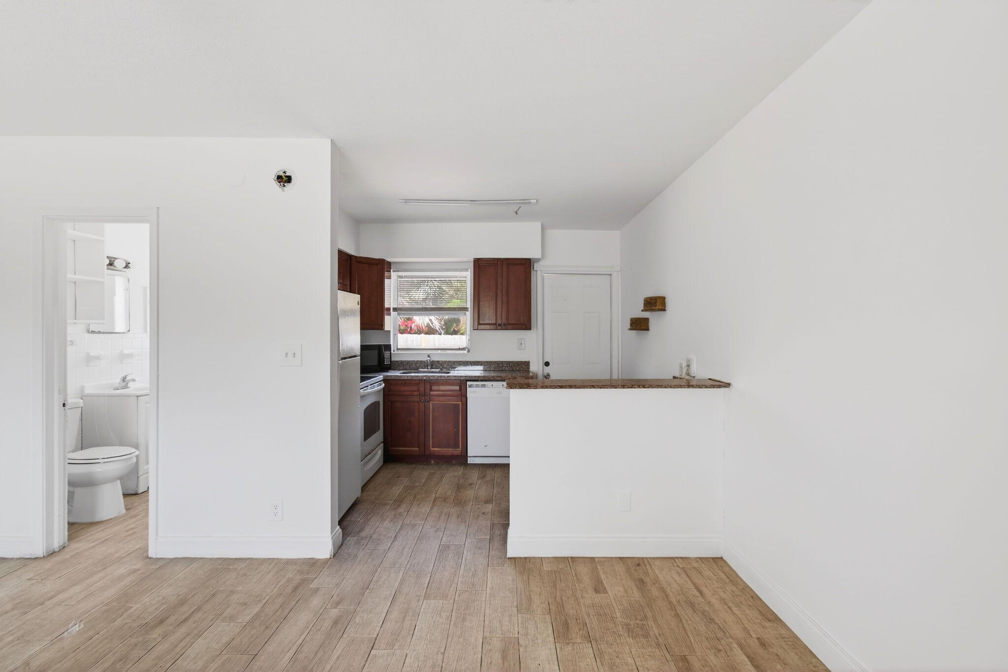 LAKE WORTH TOWN OF - Residential Income