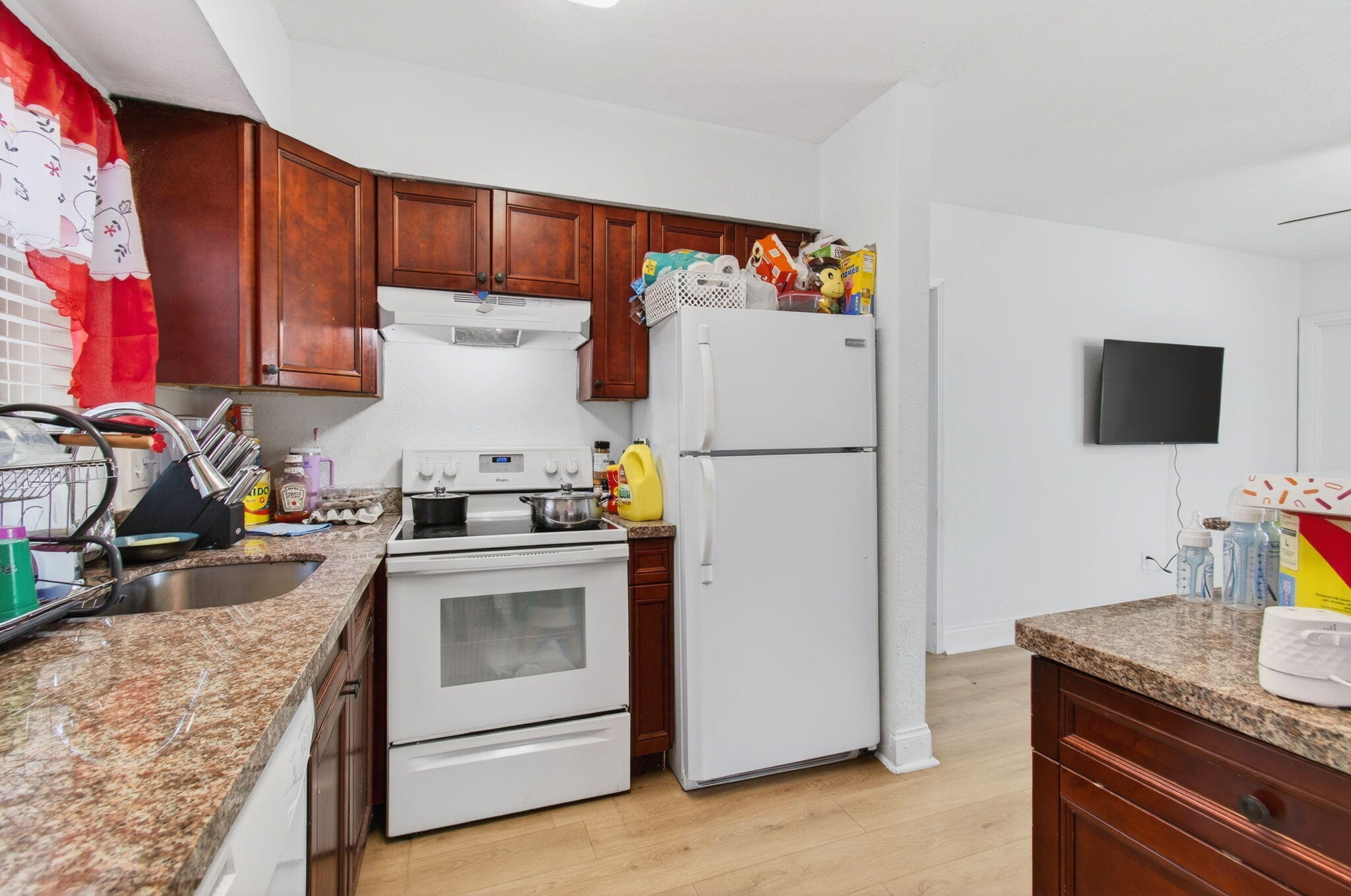 LAKE WORTH TOWN OF - Residential Income