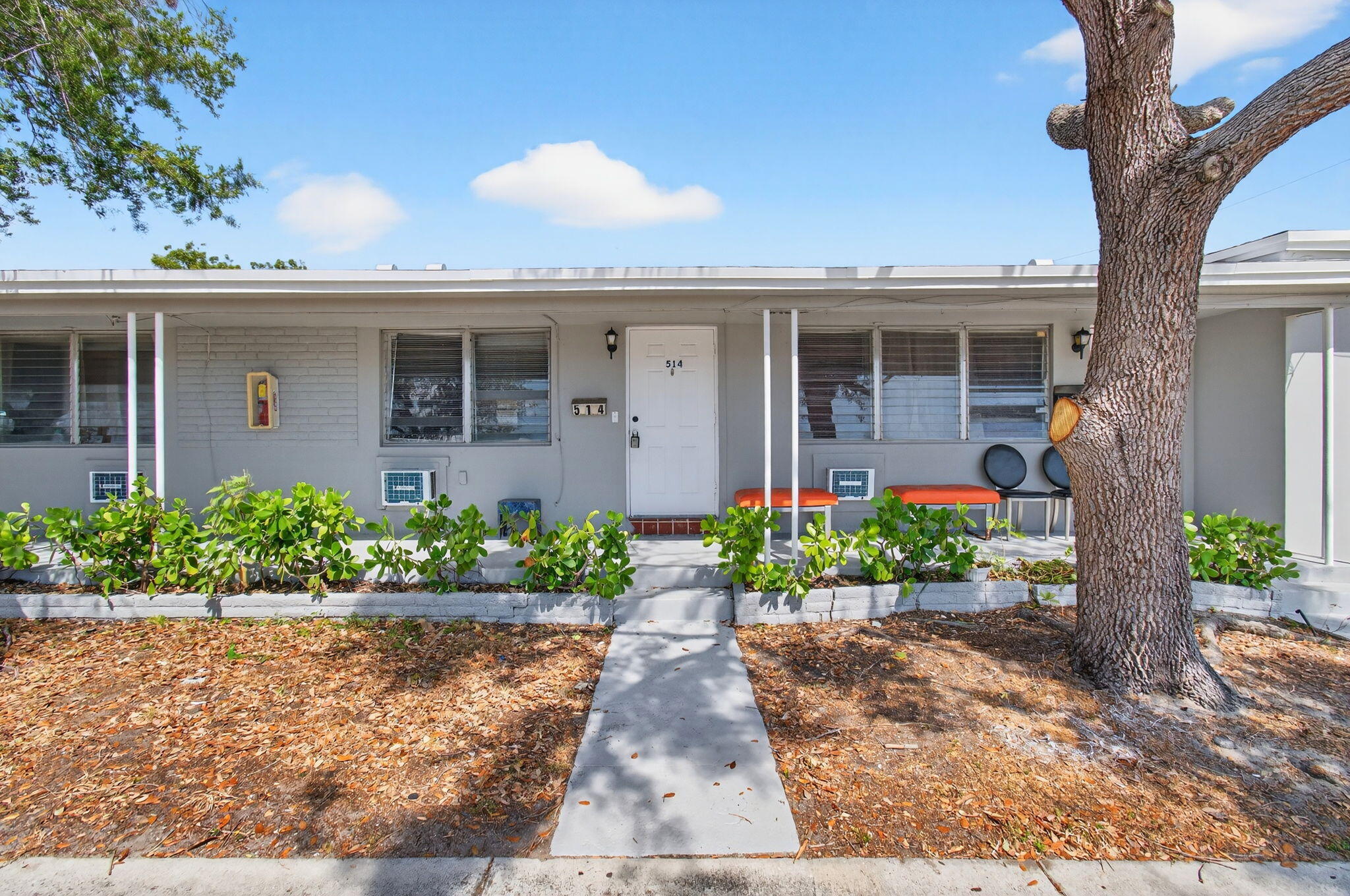 LAKE WORTH TOWN OF - Residential Income