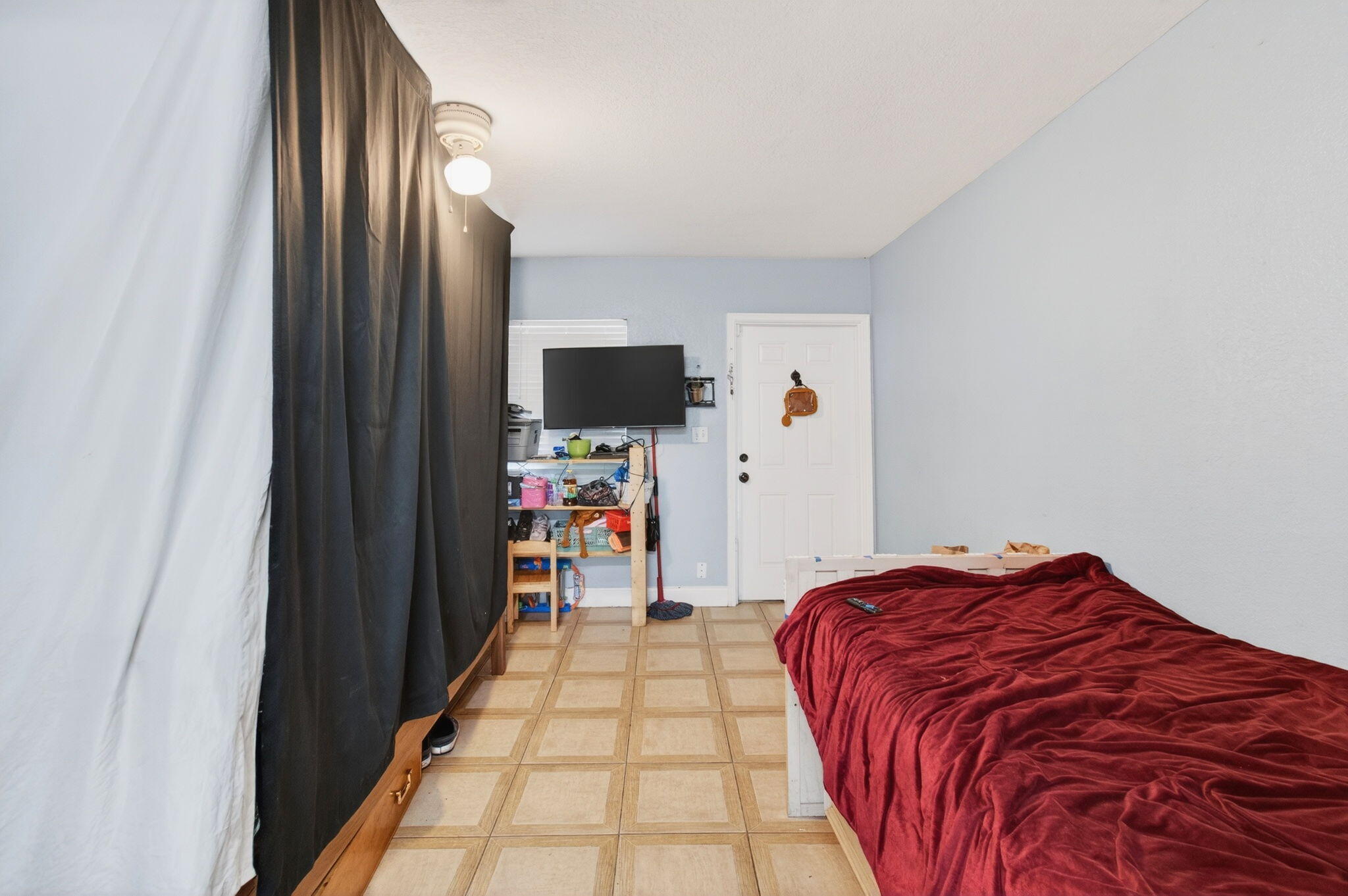 LAKE WORTH TOWN OF - Residential Income