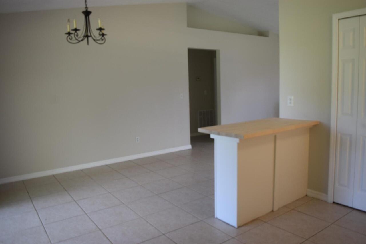 PORT ST LUCIE SECTION 9 - Residential