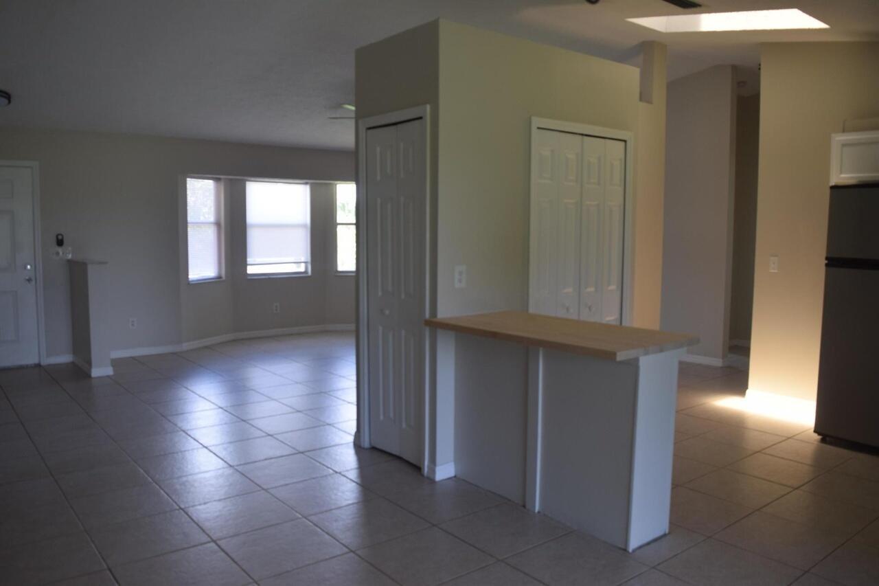 PORT ST LUCIE SECTION 9 - Residential