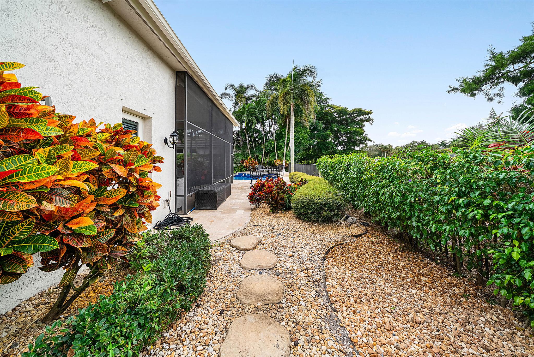 Mizner Country Club - Residential