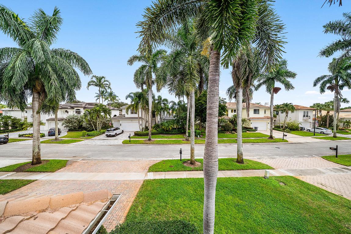 Mizner Country Club - Residential