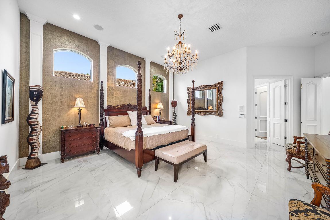 Mizner Country Club - Residential