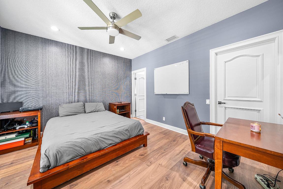 Mizner Country Club - Residential