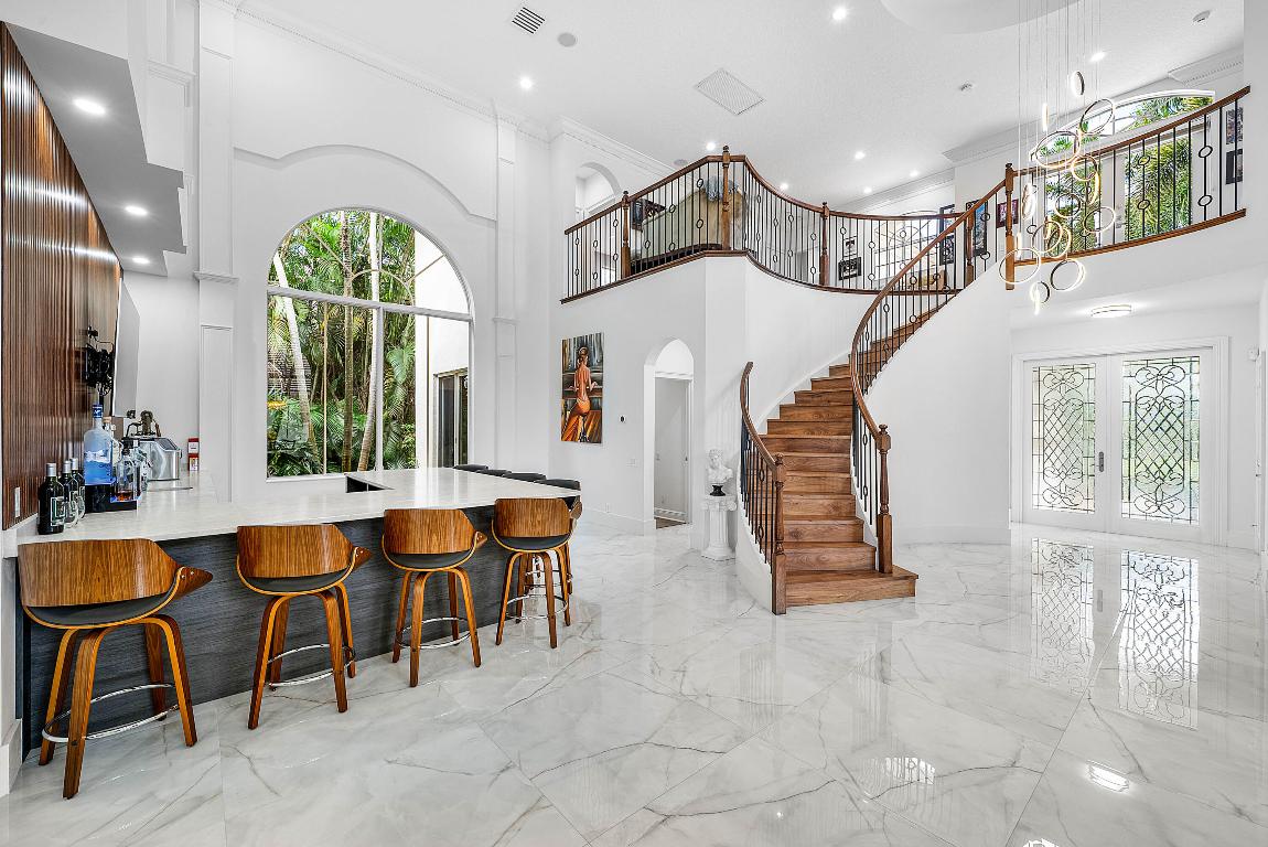 Mizner Country Club - Residential