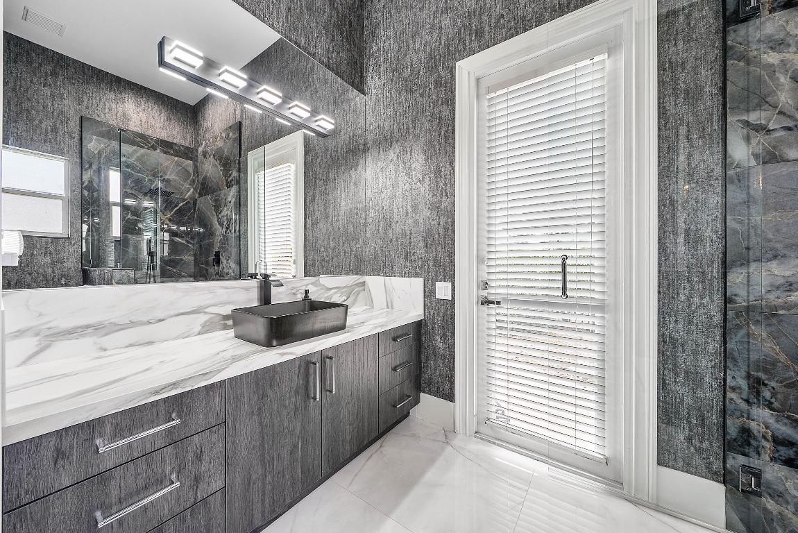 Mizner Country Club - Residential