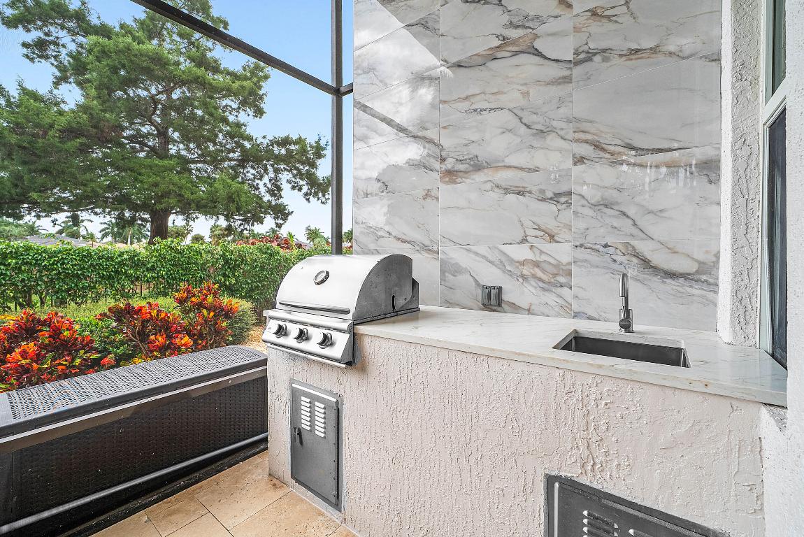 Mizner Country Club - Residential