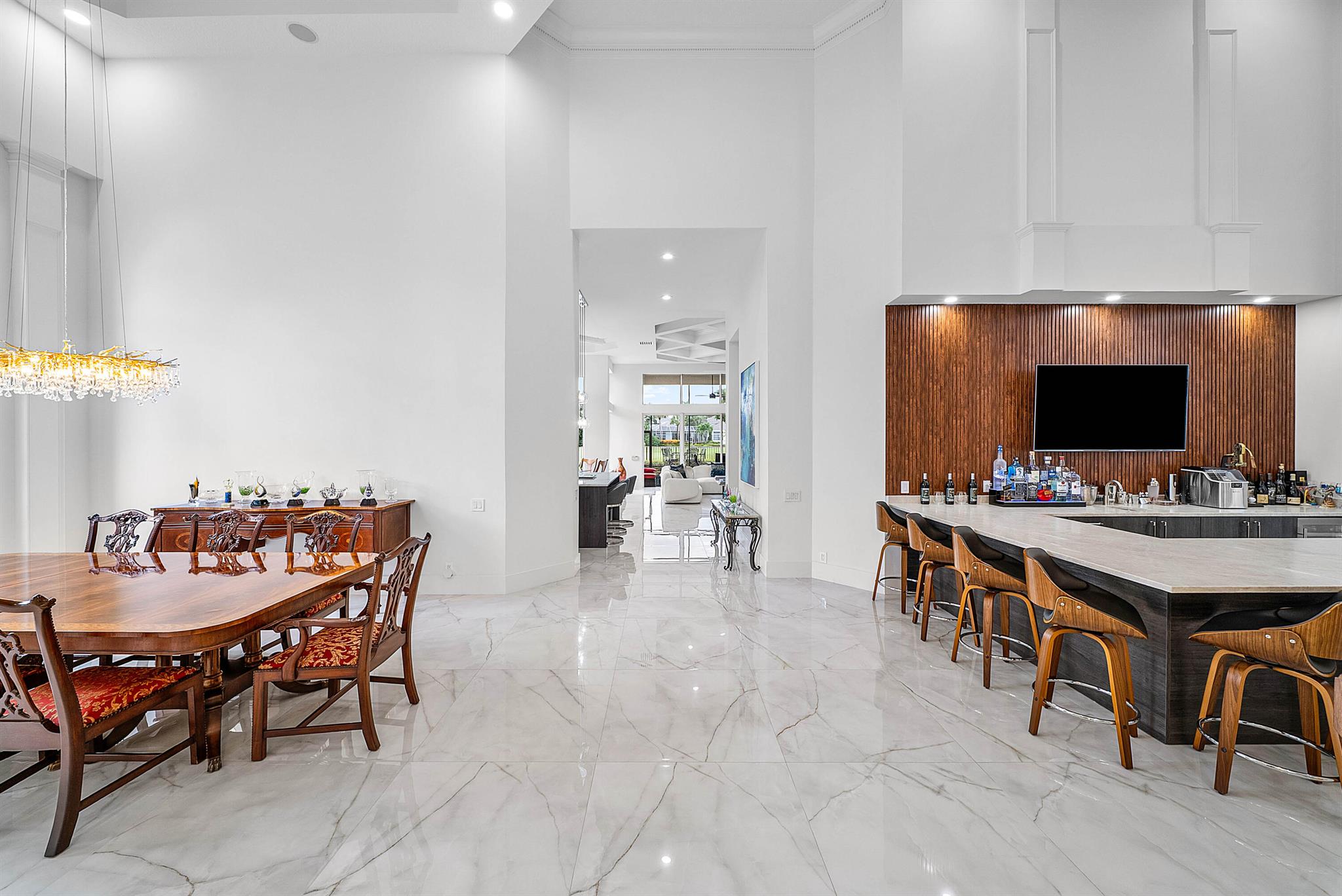 Mizner Country Club - Residential