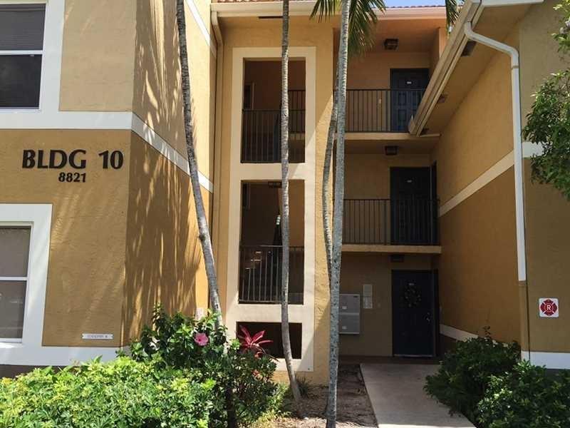 Fantastic rental in the heart of Coral Springs! This ground-floor 3 bedroom, 2-bath unit boasts a split floor plan, stainless steel appliances, tile and laminate flooring, and an open patio overlooking the tennis courts. This highly desirable gated community offers 2 lakeside pools, 2 tennis courts, a 2-story state-of-the-art fitness center, a children's playground, BBQ and picnic areas, and so much more! Full-size washer and dryer are conveniently located inside the unit. Located just minutes from top-rated schools, shopping, dining, and major highways, this condo combines serenity, accessibility, and the convenience of first-floor condo living. Association requires 600+ minimum credit score. Make this property YOUR piece of South Florida paradise!
