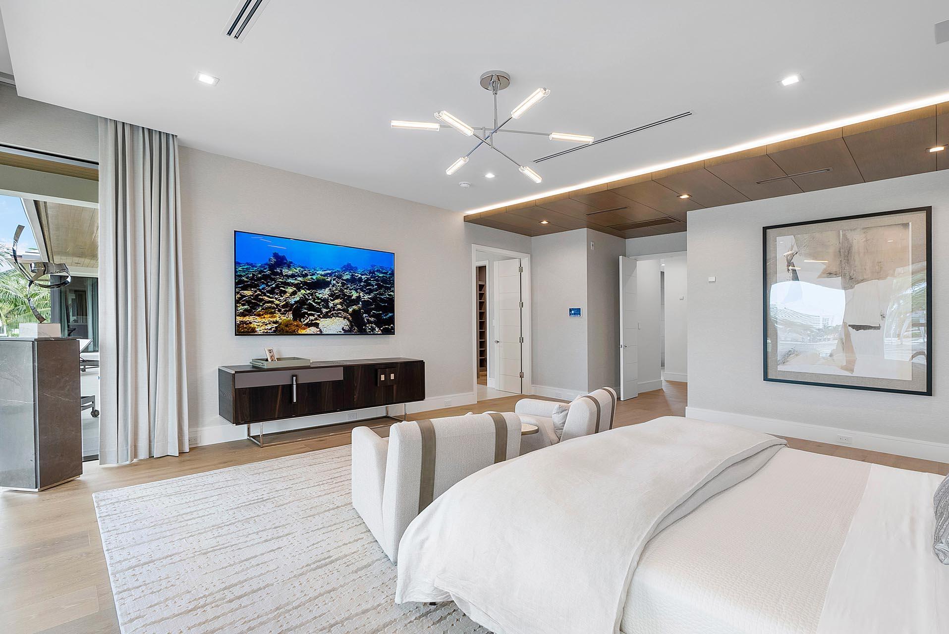 ROYAL PALM YACHT & COUNTR - Residential