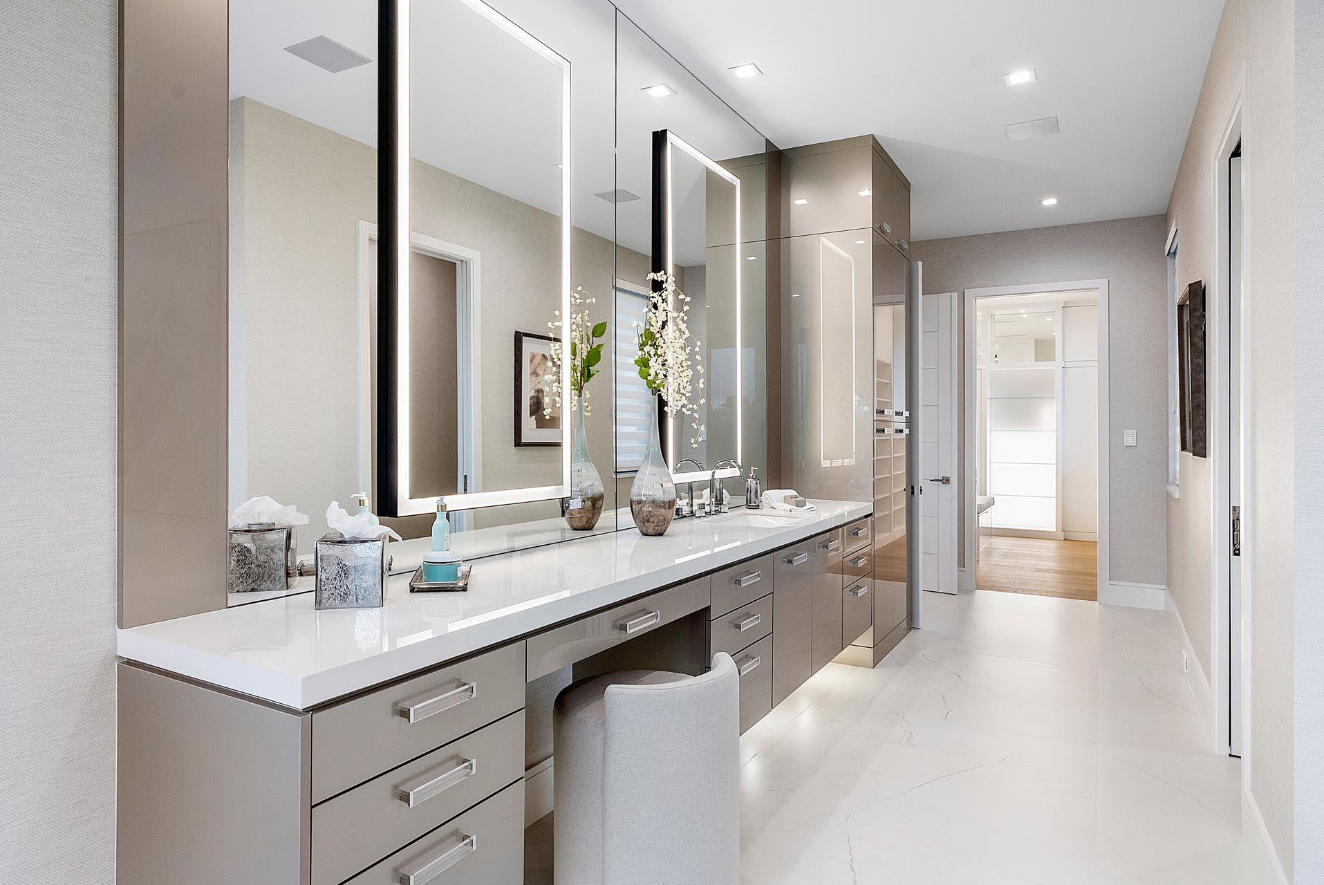 ROYAL PALM YACHT & COUNTR - Residential