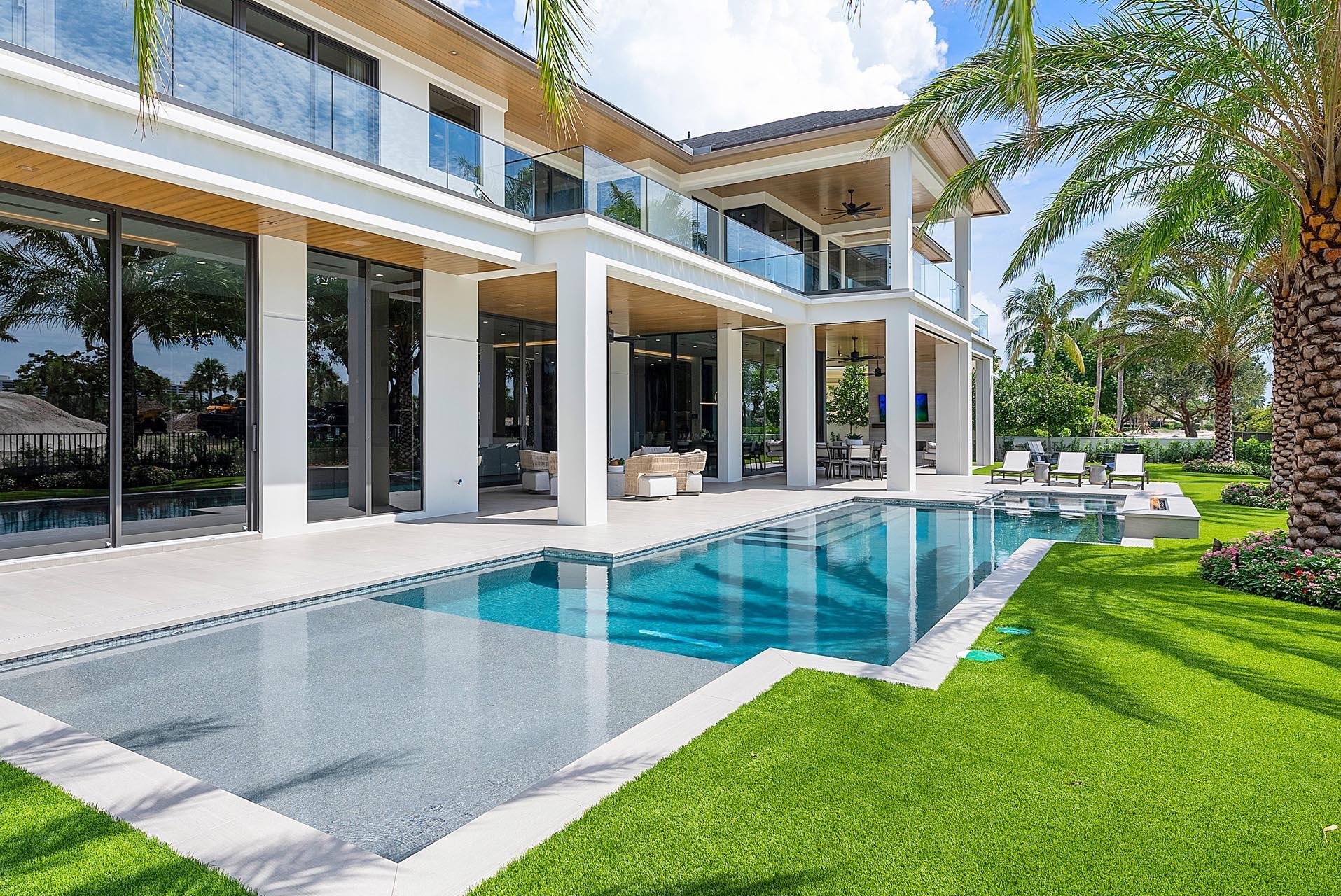 ROYAL PALM YACHT & COUNTR - Residential