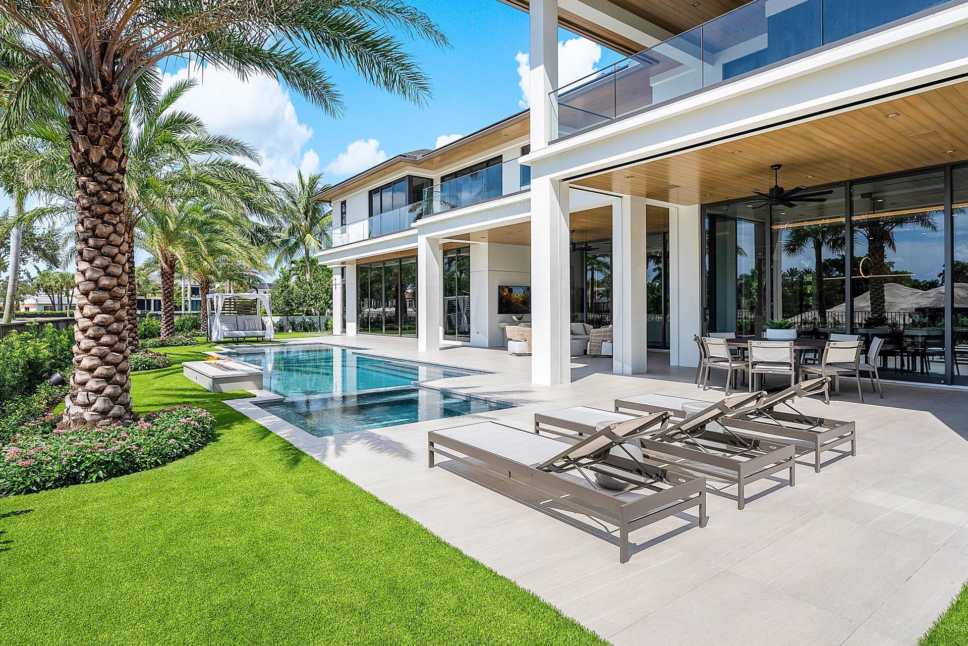 ROYAL PALM YACHT & COUNTR - Residential