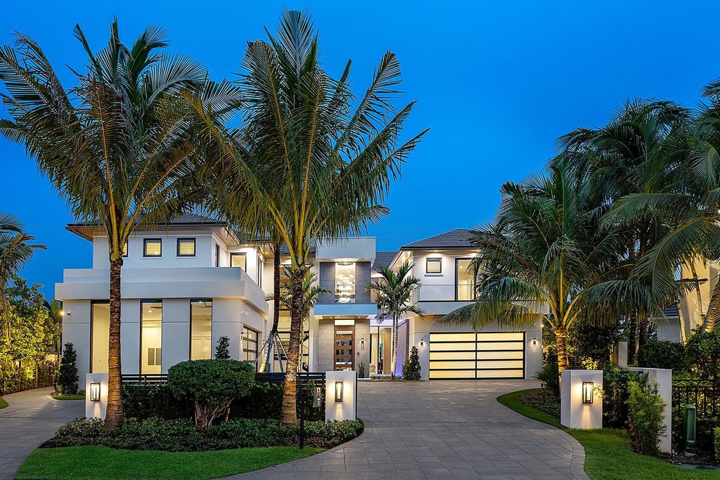 Photo of 1812 Sabal Palm Circle, Boca Raton, FL 33432 (MLS # R10905916)