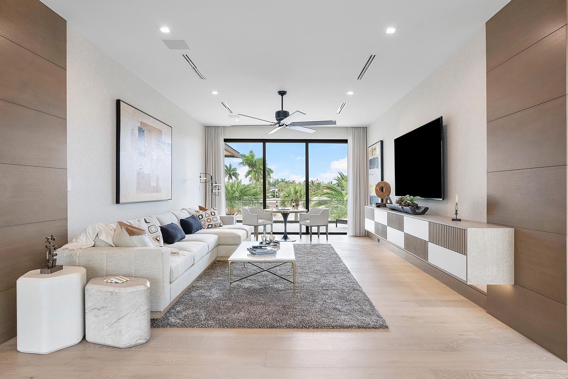 ROYAL PALM YACHT & COUNTR - Residential