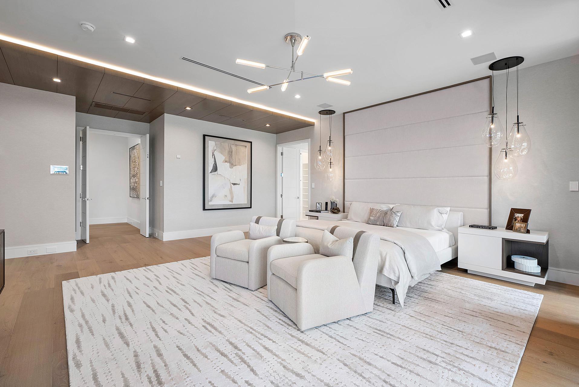 ROYAL PALM YACHT & COUNTR - Residential