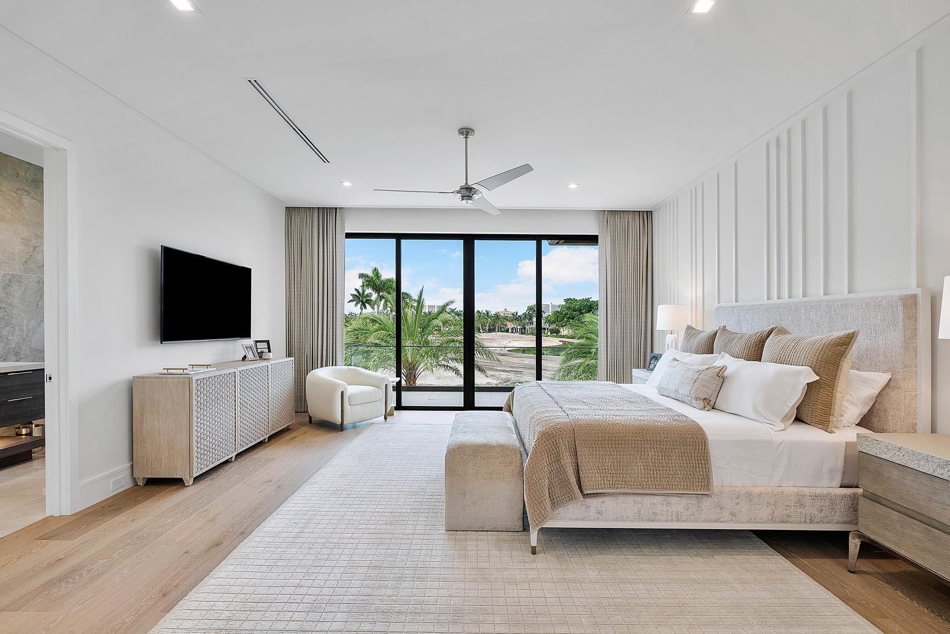 ROYAL PALM YACHT & COUNTR - Residential