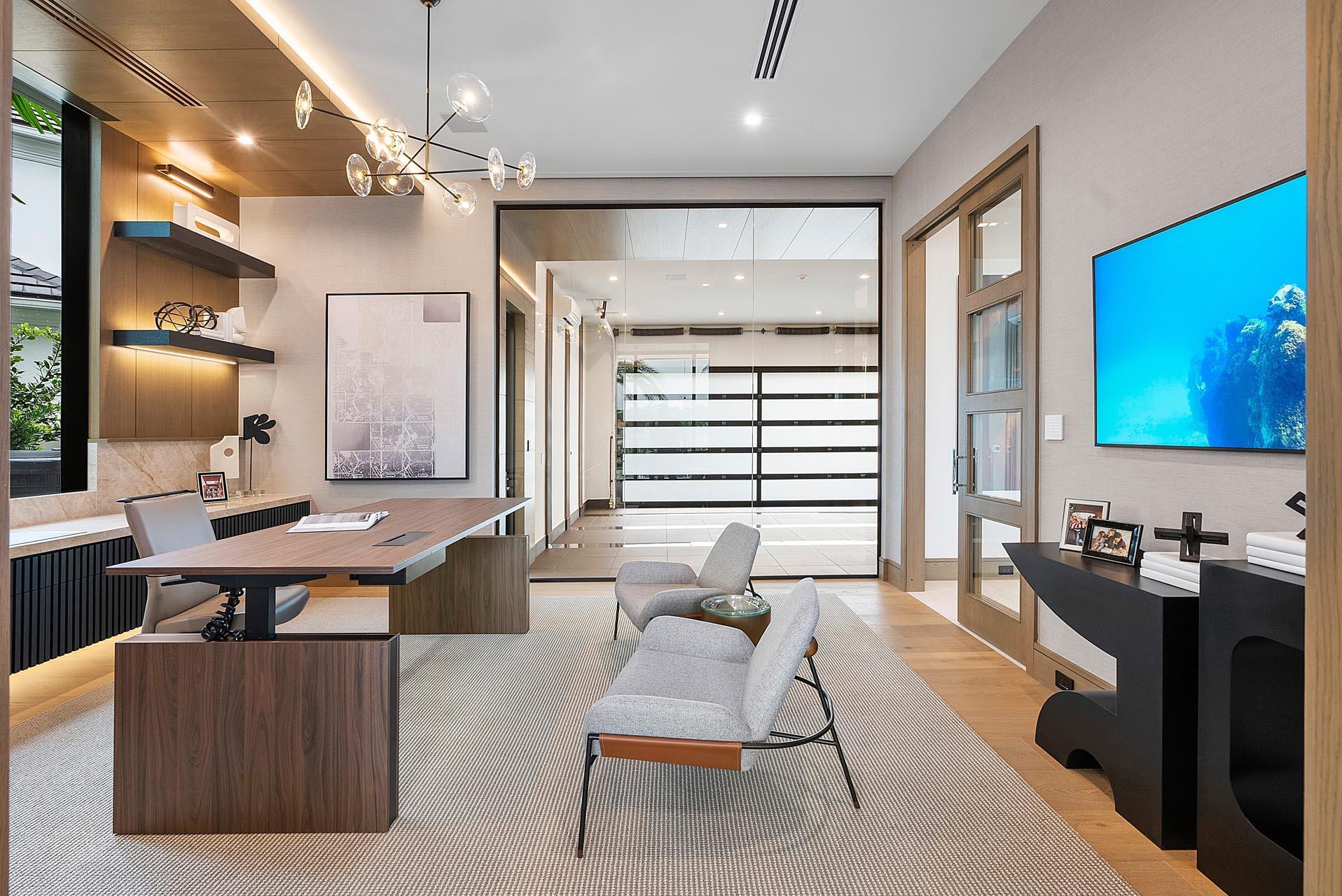 ROYAL PALM YACHT & COUNTR - Residential