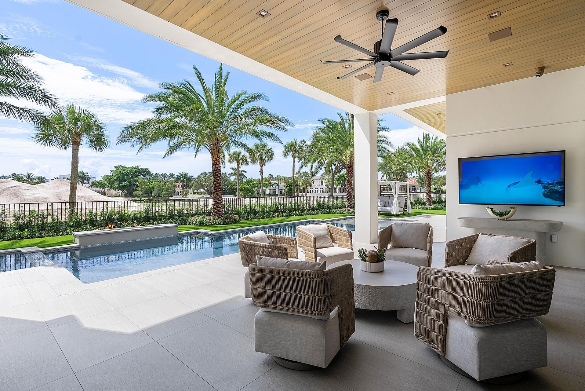 ROYAL PALM YACHT & COUNTR - Residential