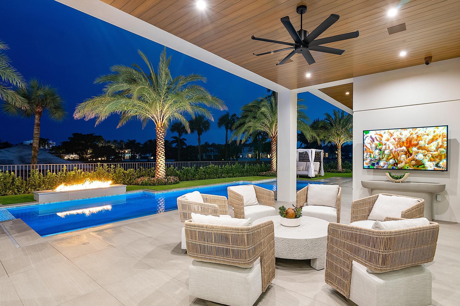 ROYAL PALM YACHT & COUNTR - Residential