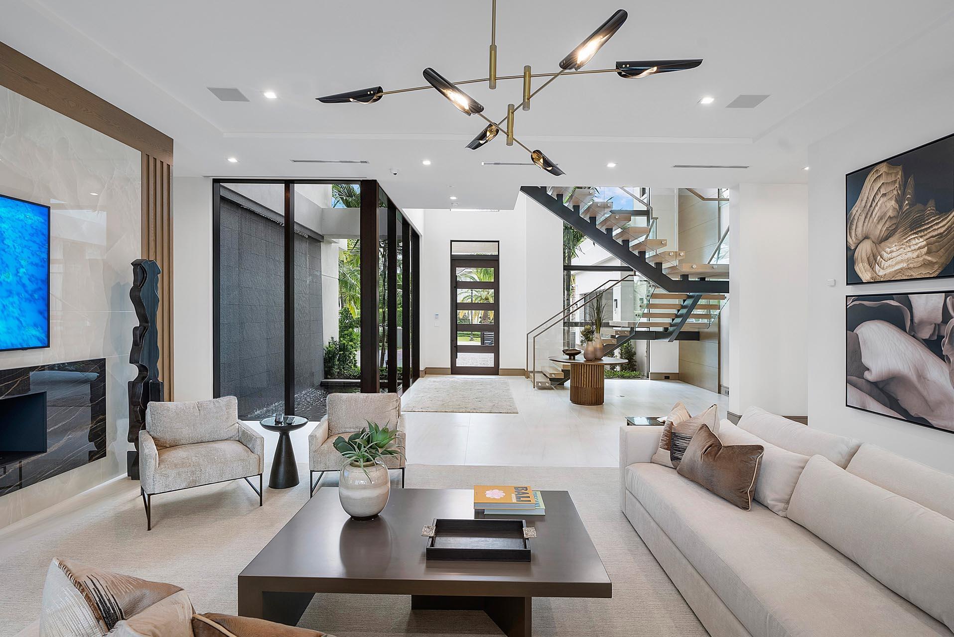 ROYAL PALM YACHT & COUNTR - Residential