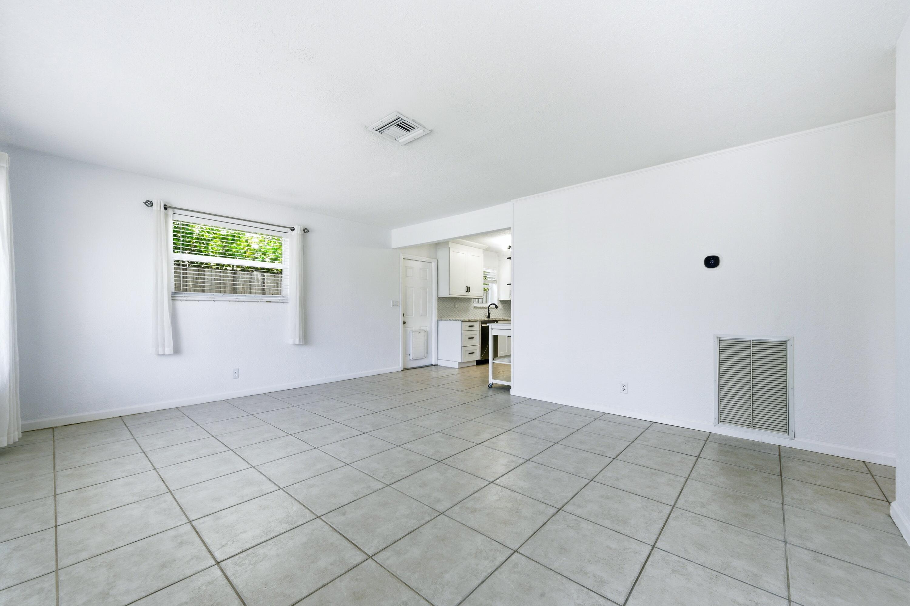 715 Green Street