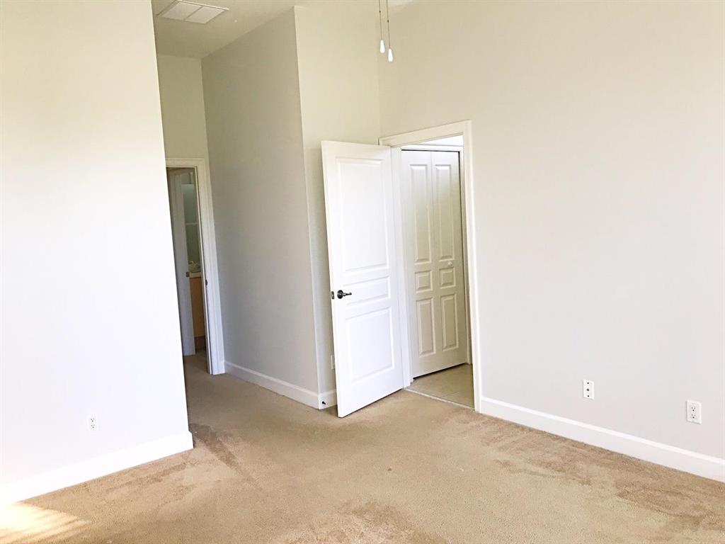 RIVER PLACE ON THE ST LUCIE NO 3 - Residential Lease