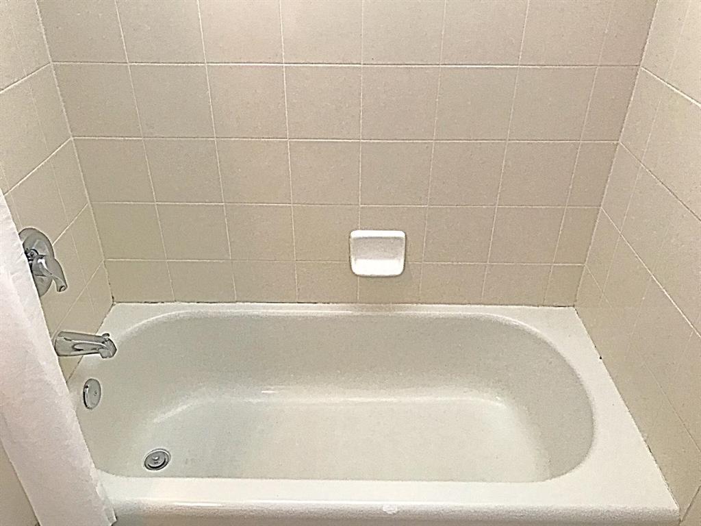 RIVER PLACE ON THE ST LUCIE NO 3 - Residential Lease