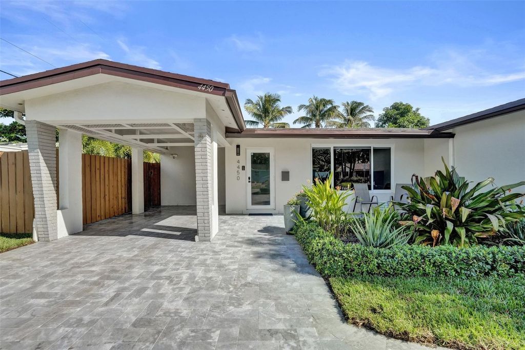 Photo of 4450 NE 15th Terrace, Oakland Park, FL 33334 (MLS # F10535823)