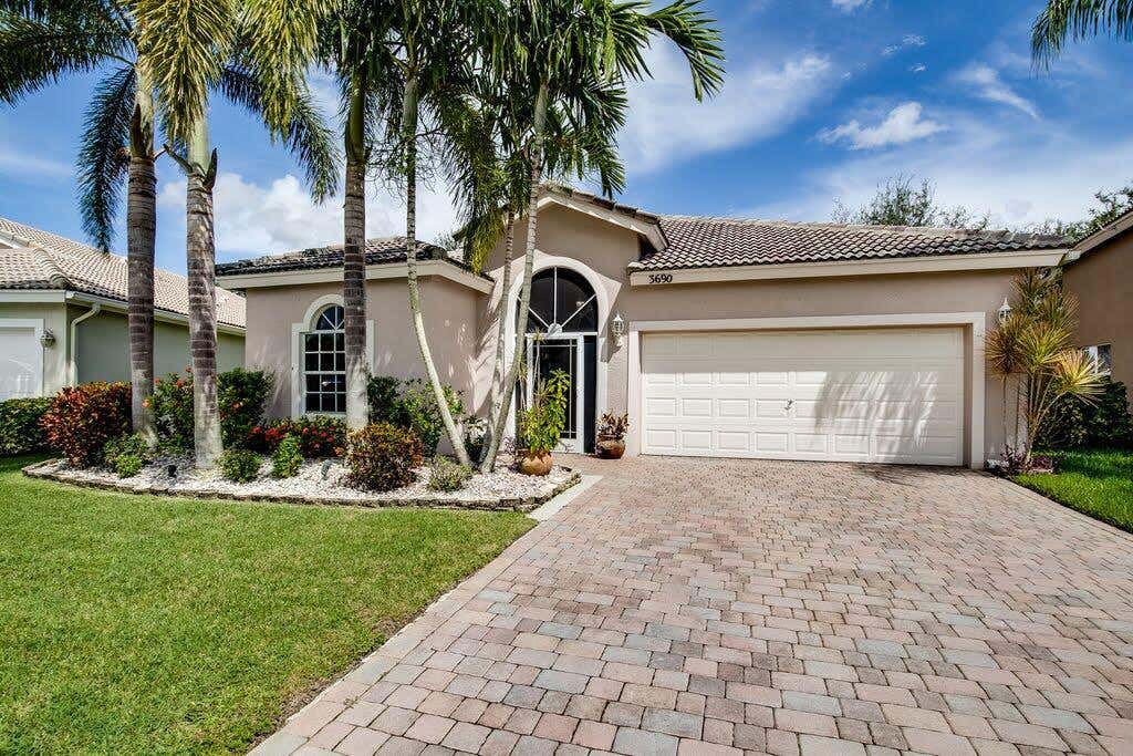 Photo of 3690 Old Lighthouse Circle, Wellington, FL 33414 (MLS # B26060529)
