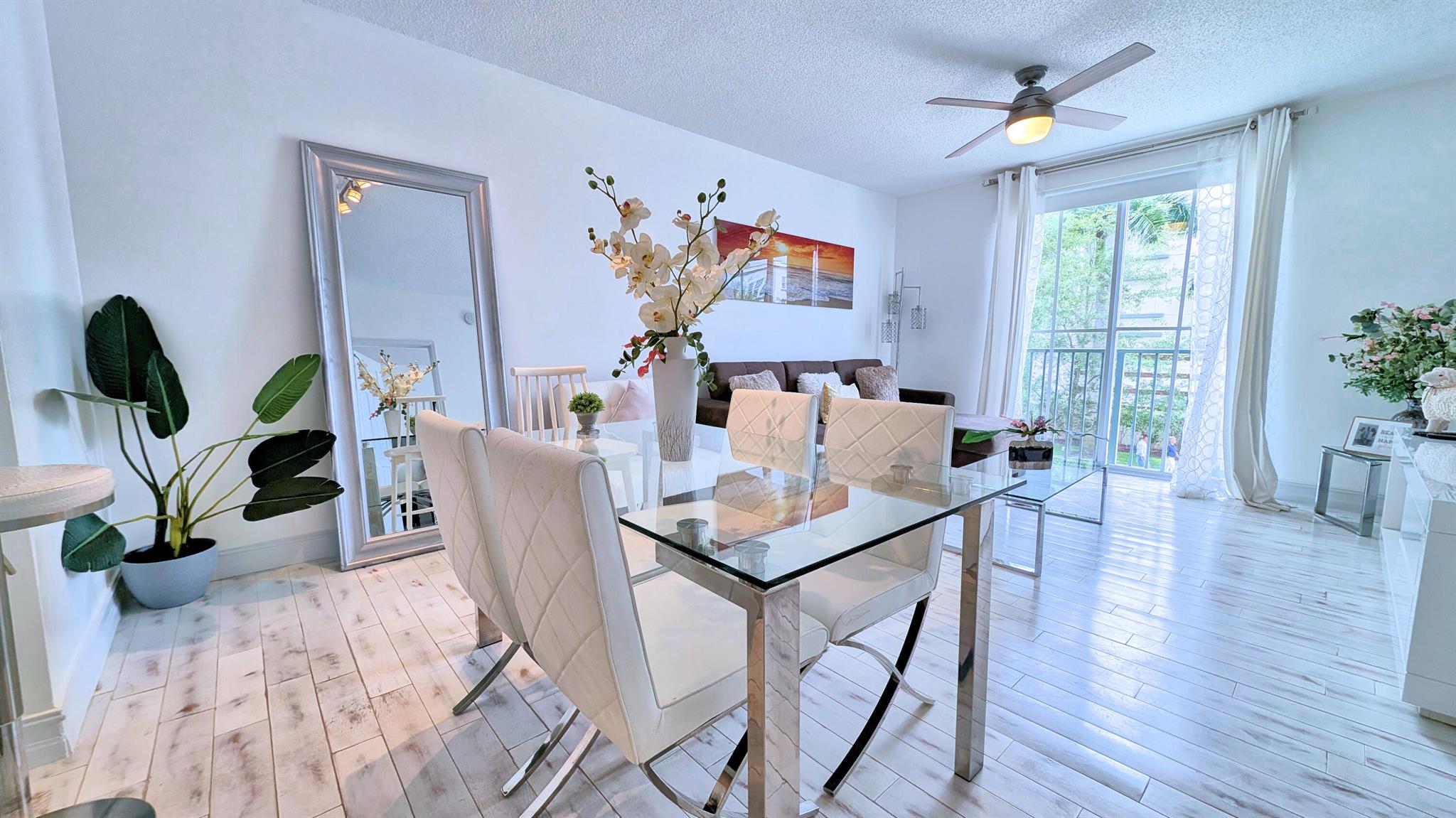 720 S Sapodilla Avenue 203