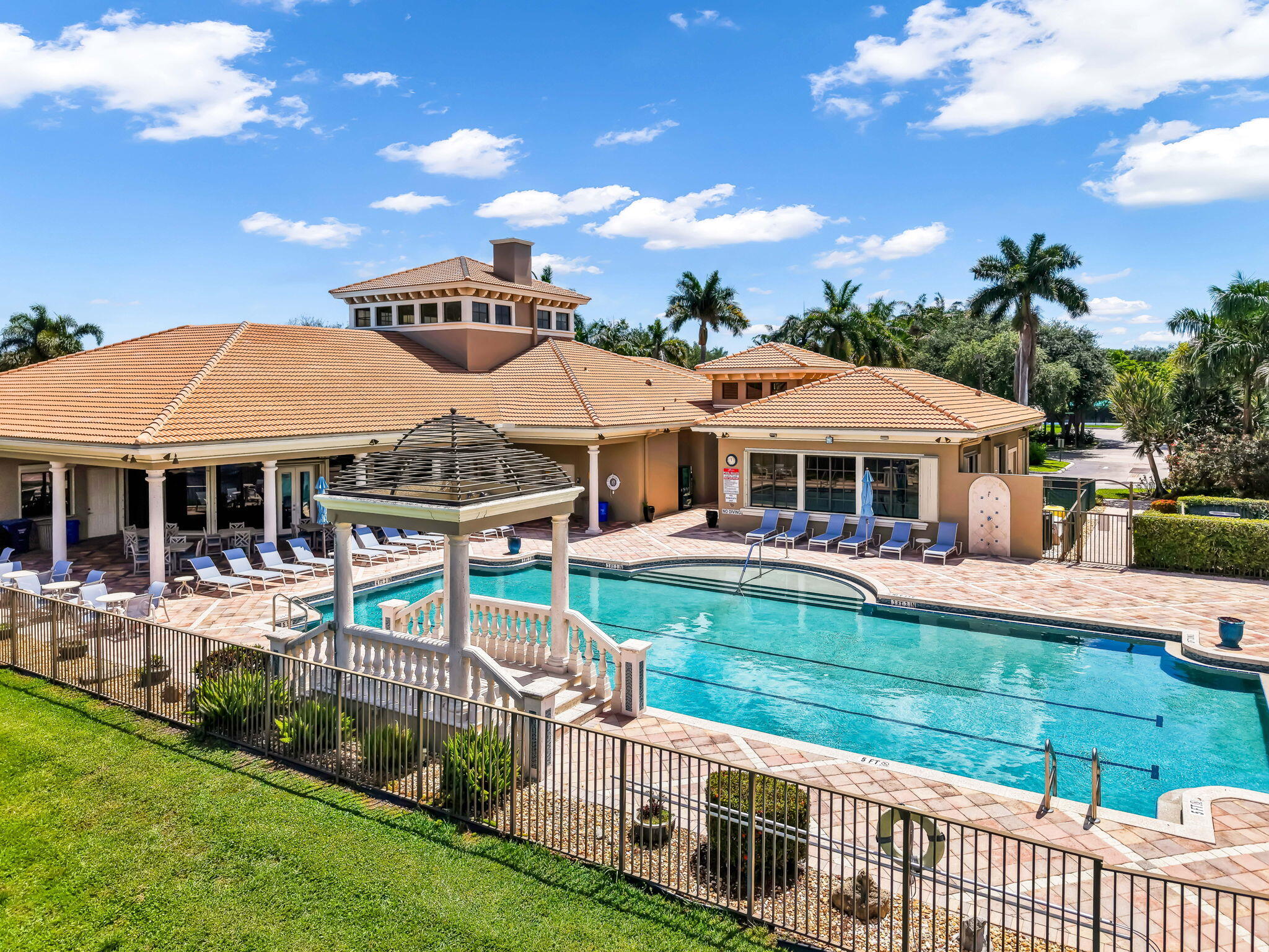 TIVOLI RESERVE - Residential