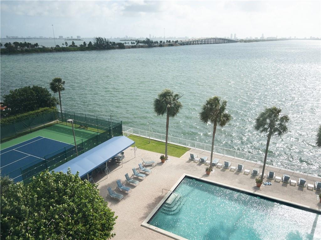 Bay Park Towers Condo - Residential