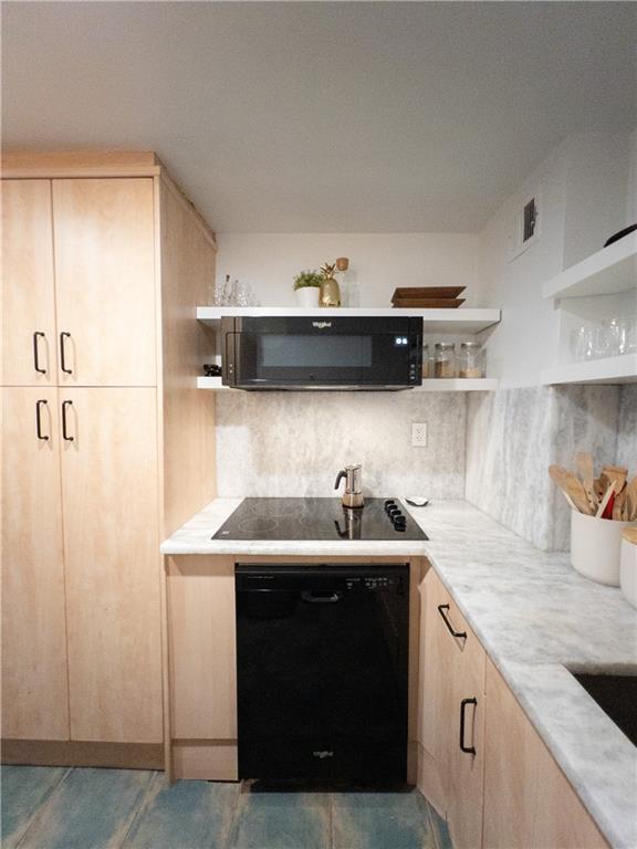 Bay Park Towers Condo - Residential